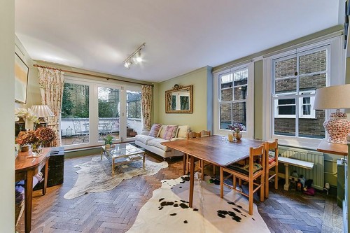 Arrange a viewing for Albert Bridge Road, London